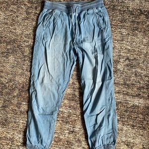 Gap size small boyfriend joggers